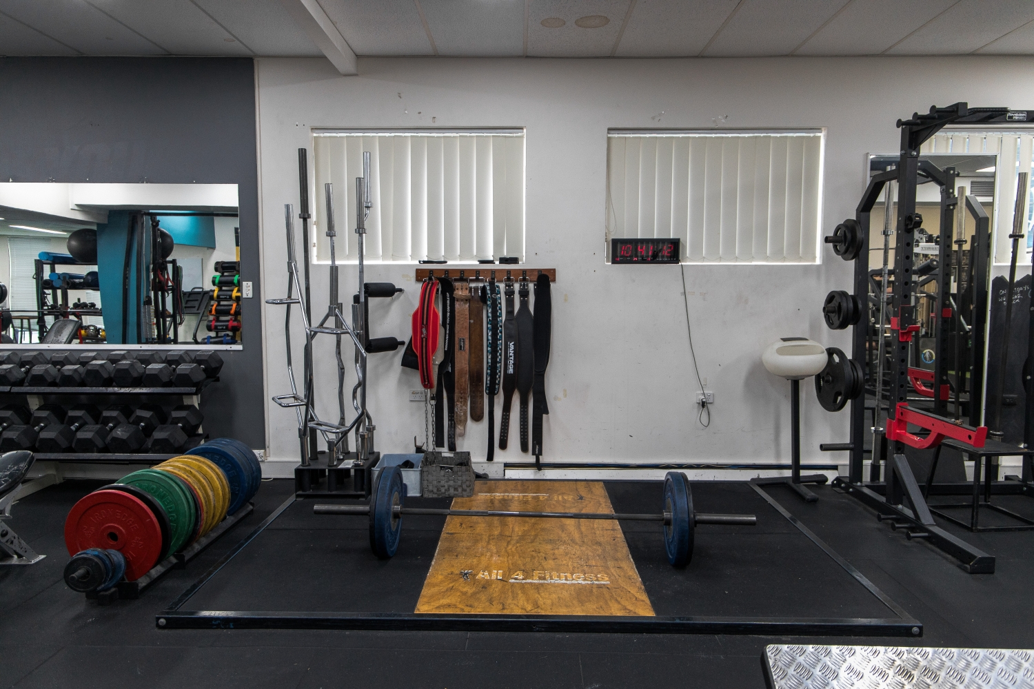 The dedicated lifting platform