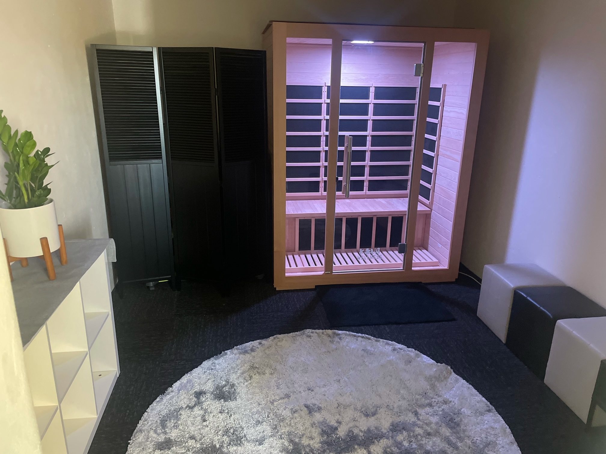 The on-site infrared sauna