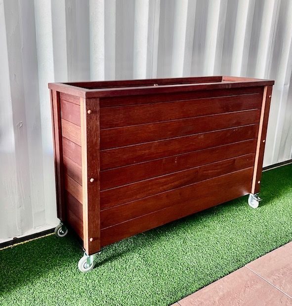 Merbau Planter Divider