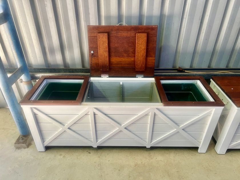 Hampton style combination planter boxes and seat/storage