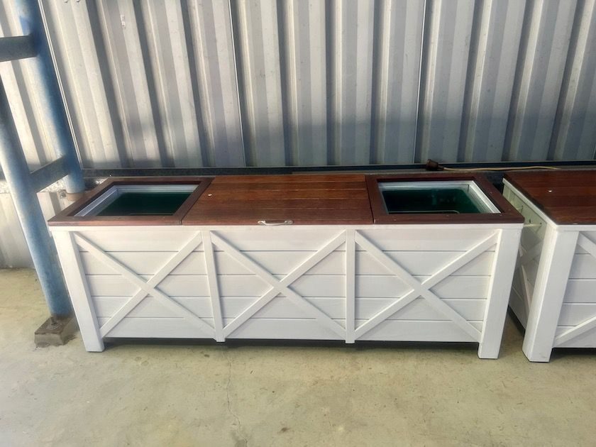 Hampton style combination planter boxes and seat/storage view 2