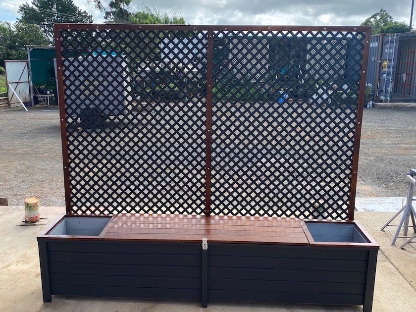 Lattice Box / Seat Combination