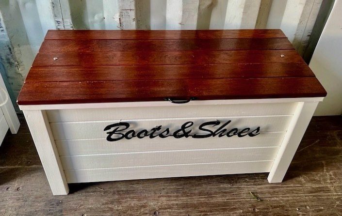 Boots & Shoes Box view 2