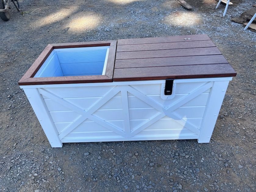 Hampton Style E-Parcel / Planter Box Combination