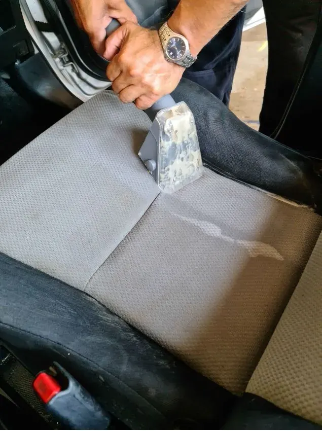Car Detailing supporting photo