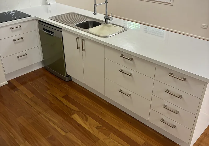 Bond / End-of-Lease Cleaning work by Bardon Clean