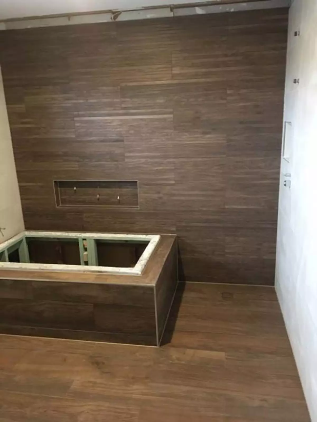 Brisy Tiling completed tiling project 12 in Brisbane