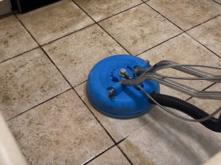Carpet Ninja deep-steam carpet cleaning on the Gold Coast