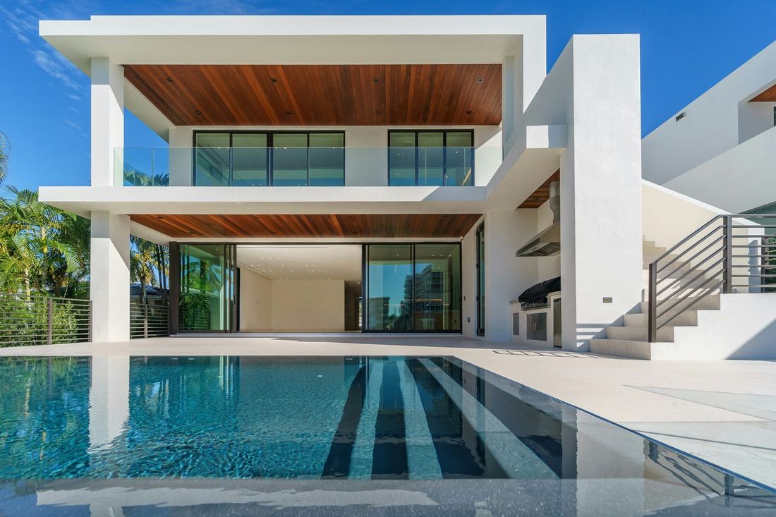 New and Renovated Homes by Century Tiling Services
