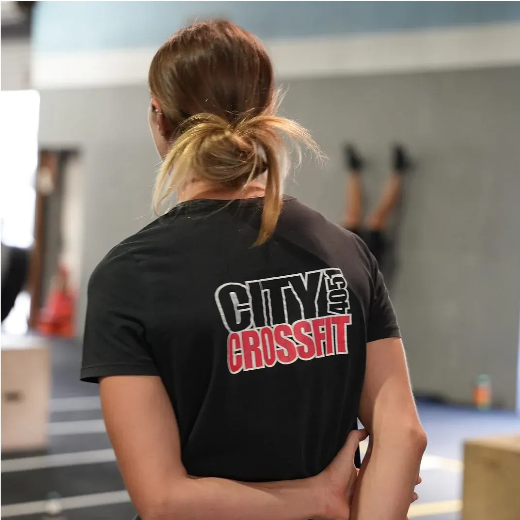 City 4051 coach working with members