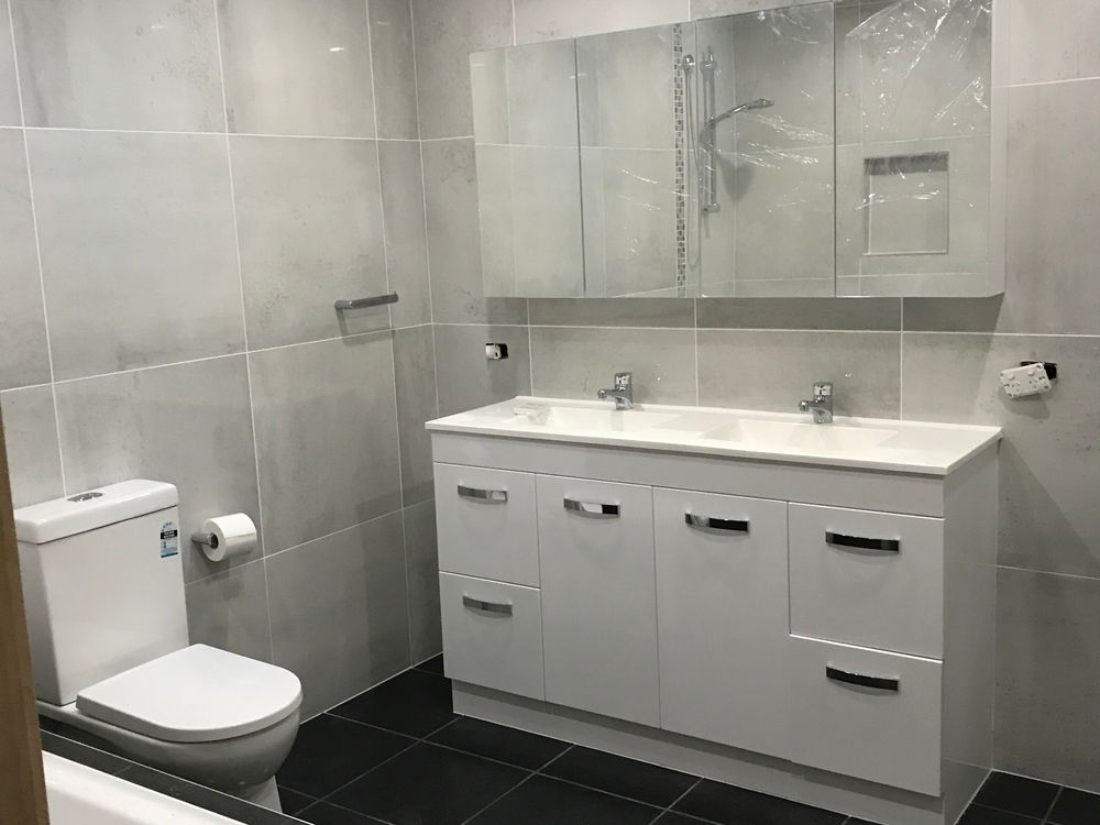 4- renovated bathroom, Ashgrove