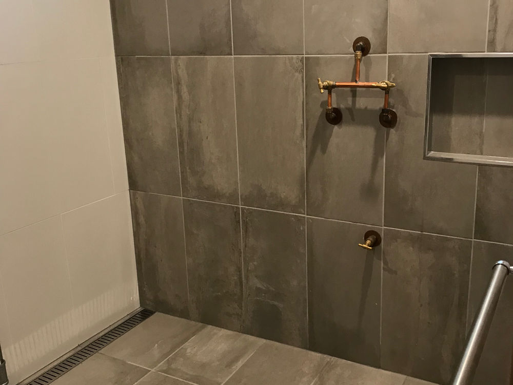 2- unusual taps shower, The Gap