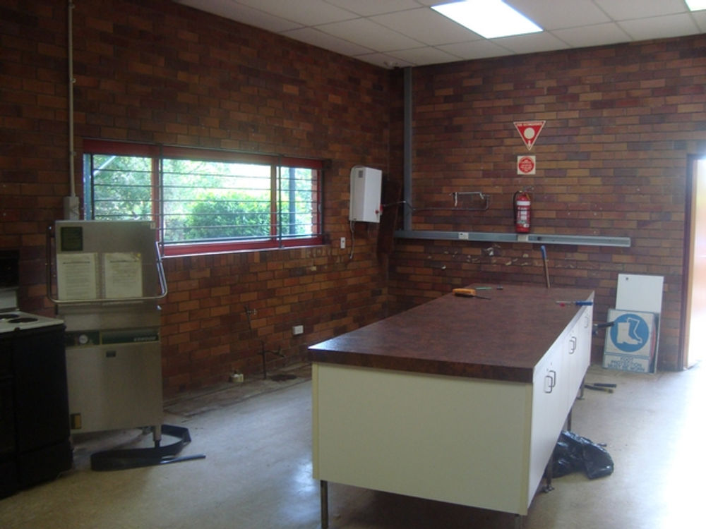 1- industrial kitchen before reno