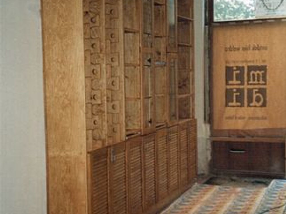 wine cabinet restaurant Belgium
