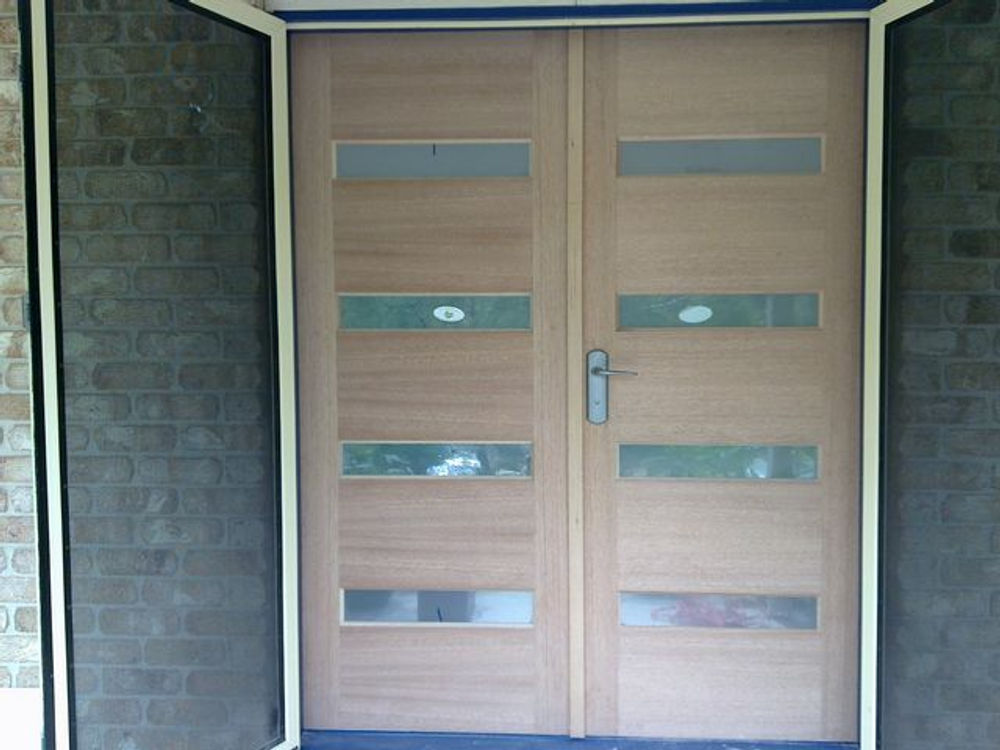 installation doors & Locks