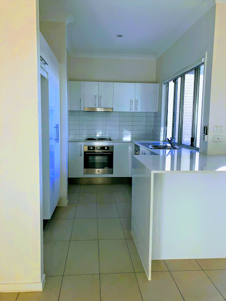 Clean kitchen after bond clean