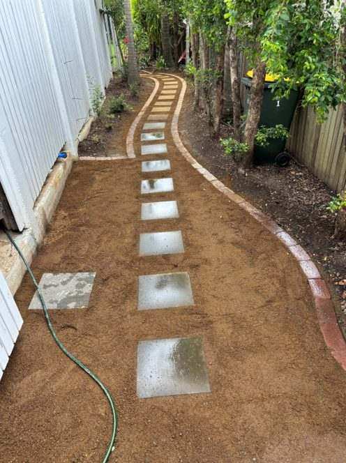 Side walkway garden makeover, Wilston