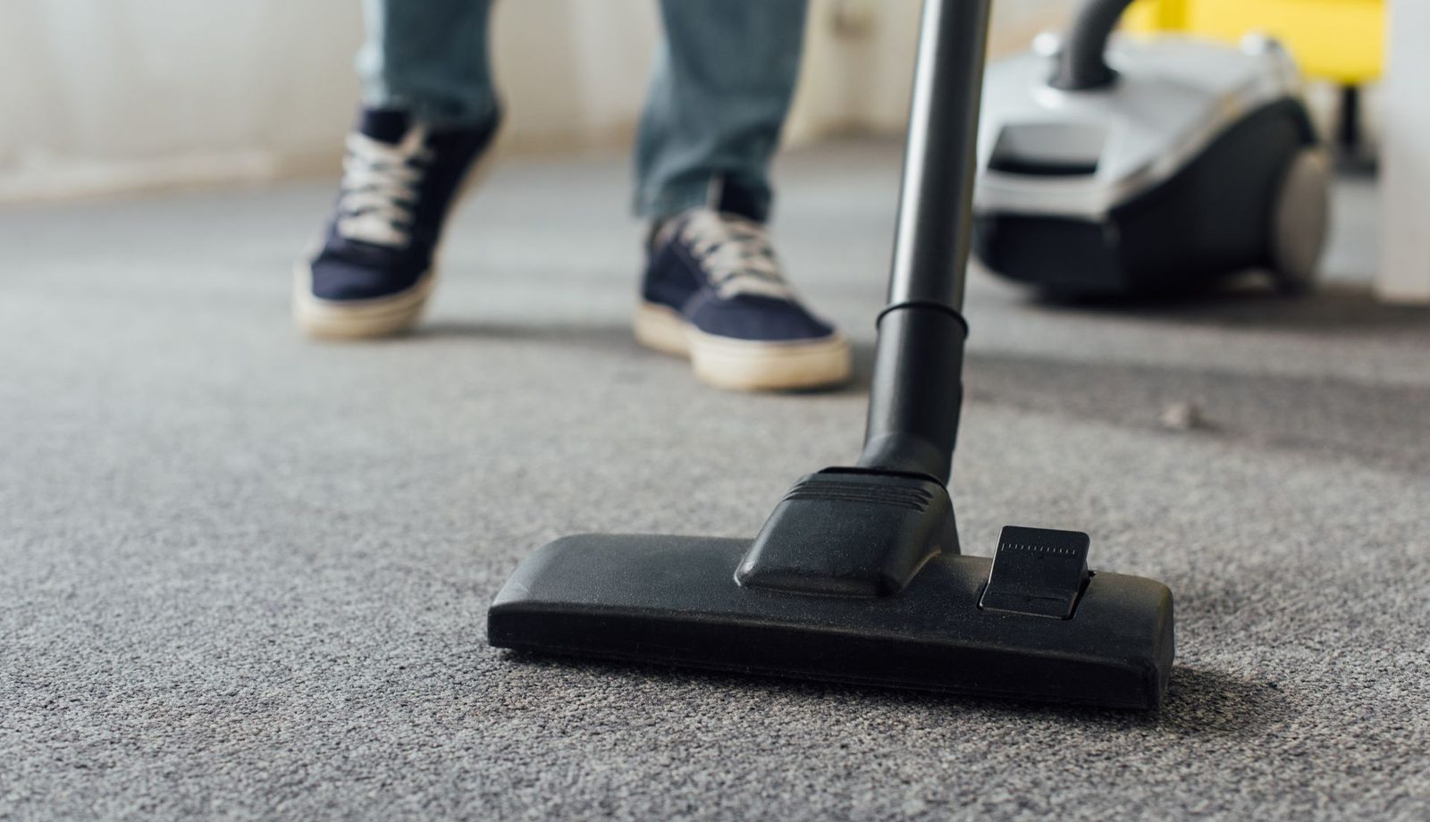 Carpet cleaning contact image from source site
