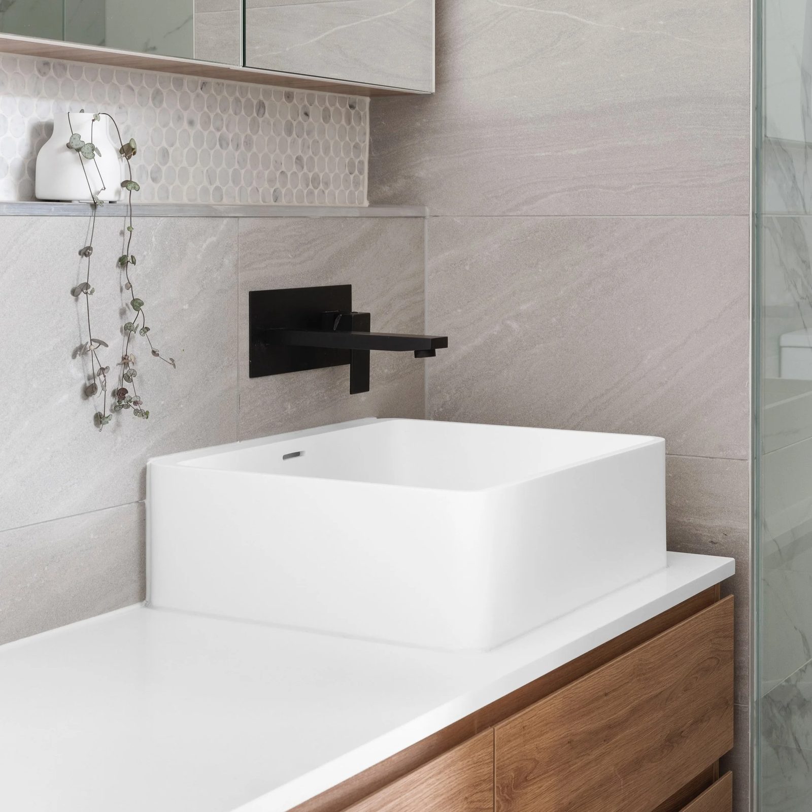 Modern bathroom renovation plumbing by GEOPLUMB