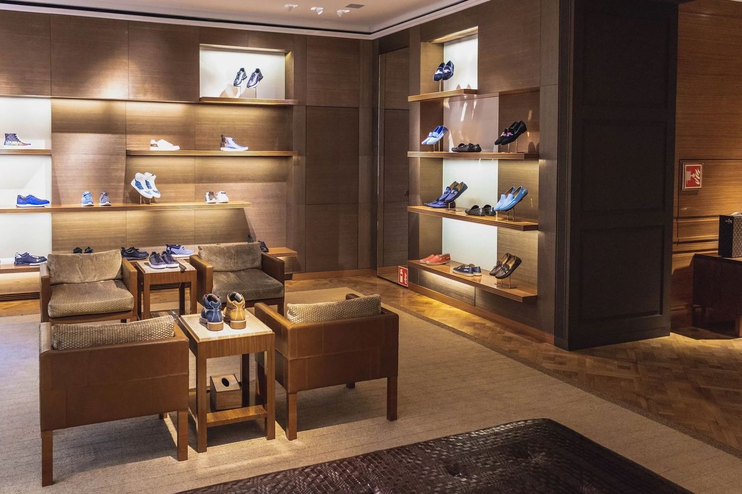 Commercial store fitout