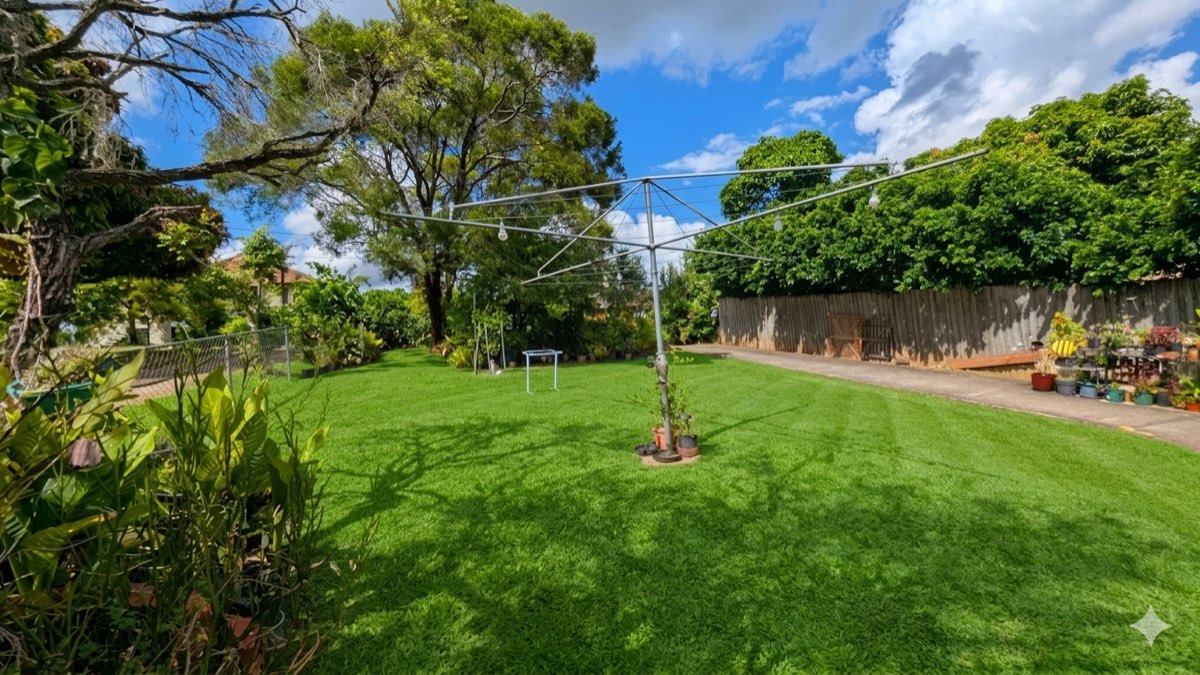 Green Team Brisbane lawn and garden work