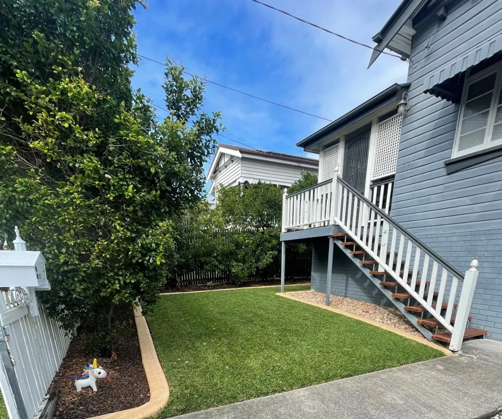 Tidy side garden of a Brisbane Queenslander