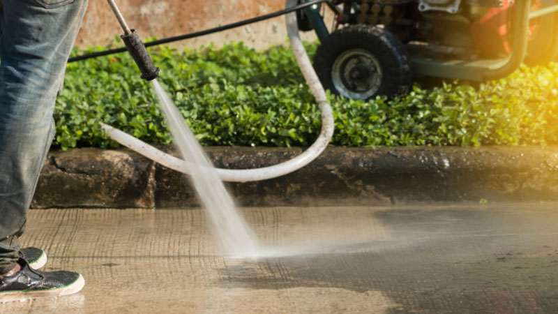 Pressure washing driveway Brisbane