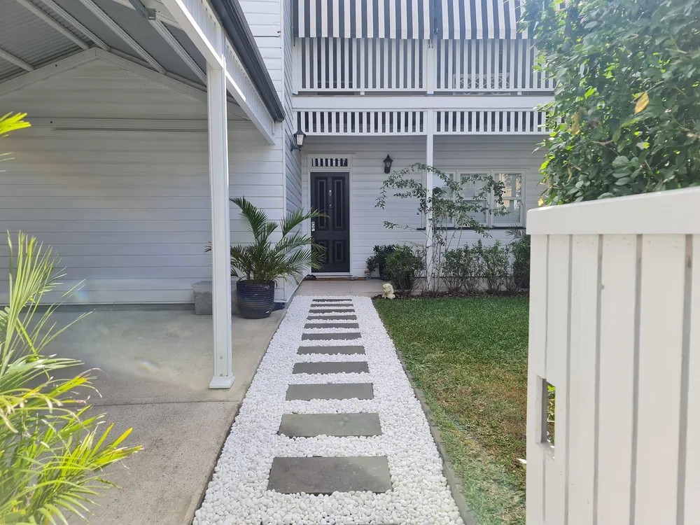Stepping-stone path laid in a Bulimba garden