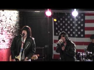 Watch THE Ramones Show preview
