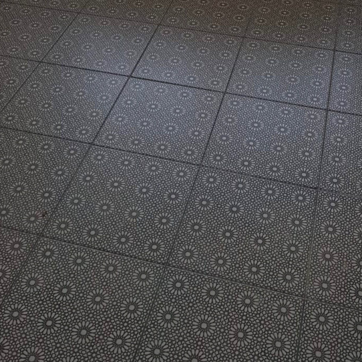 Precision tile alignment detail