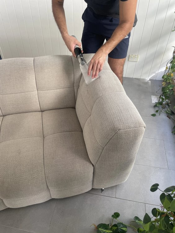 Upholstery cleaning service