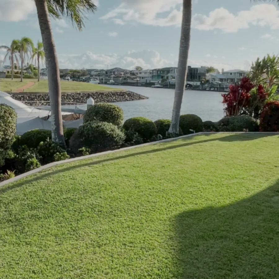 Commercial grounds maintenance - Cleveland