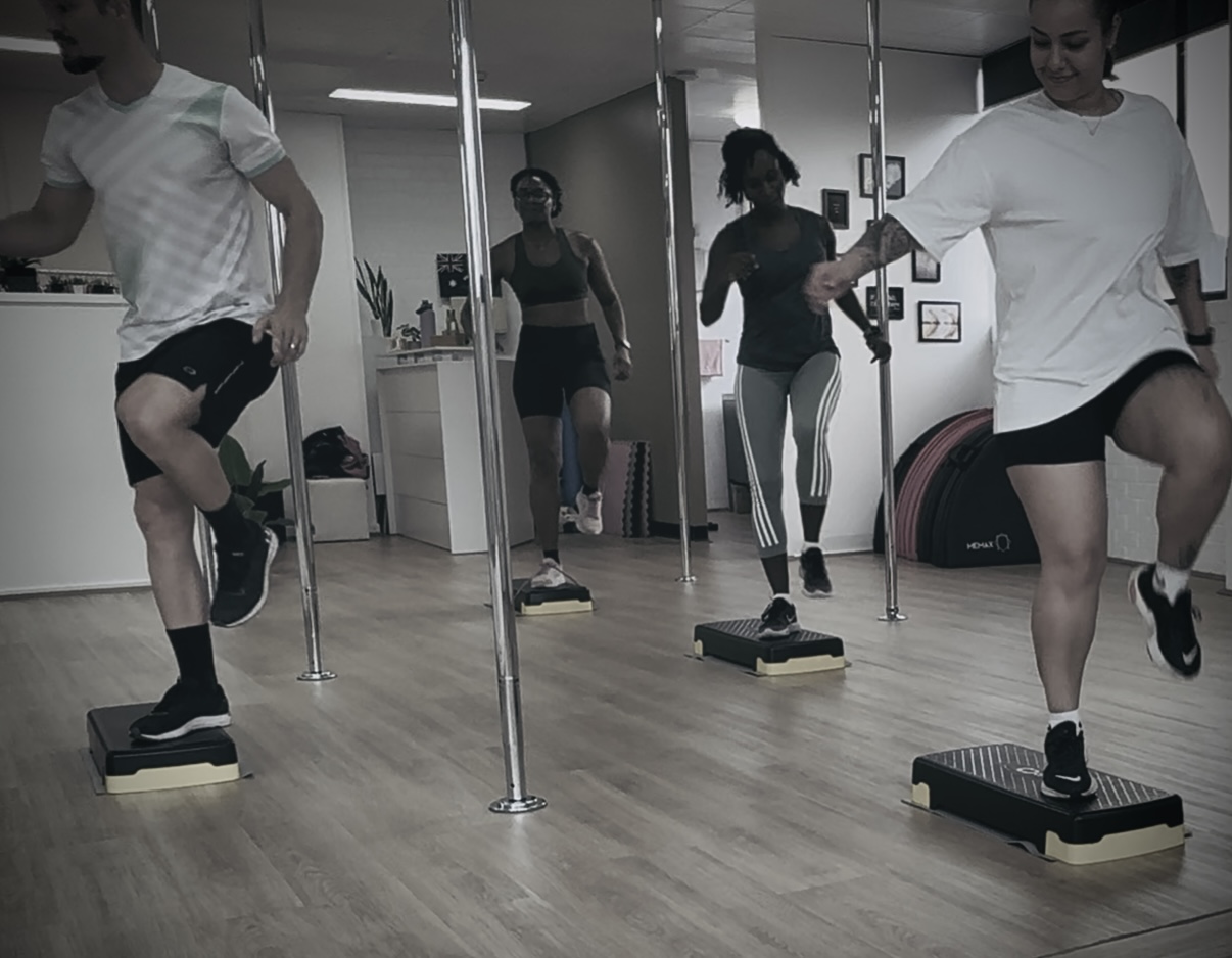 Step Class (Studio) with Rodrigo Lima