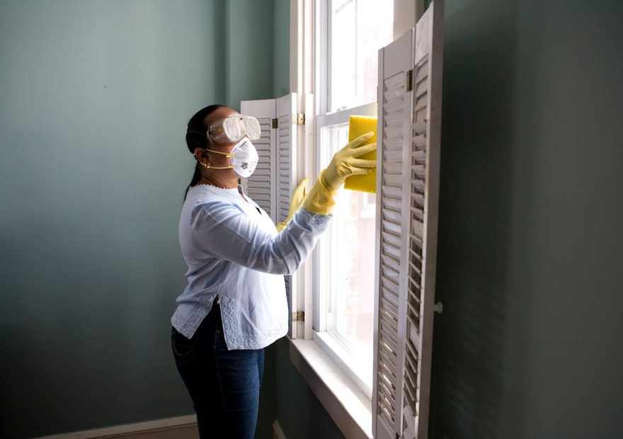 Streak-free window cleaning in an Adelaide home
