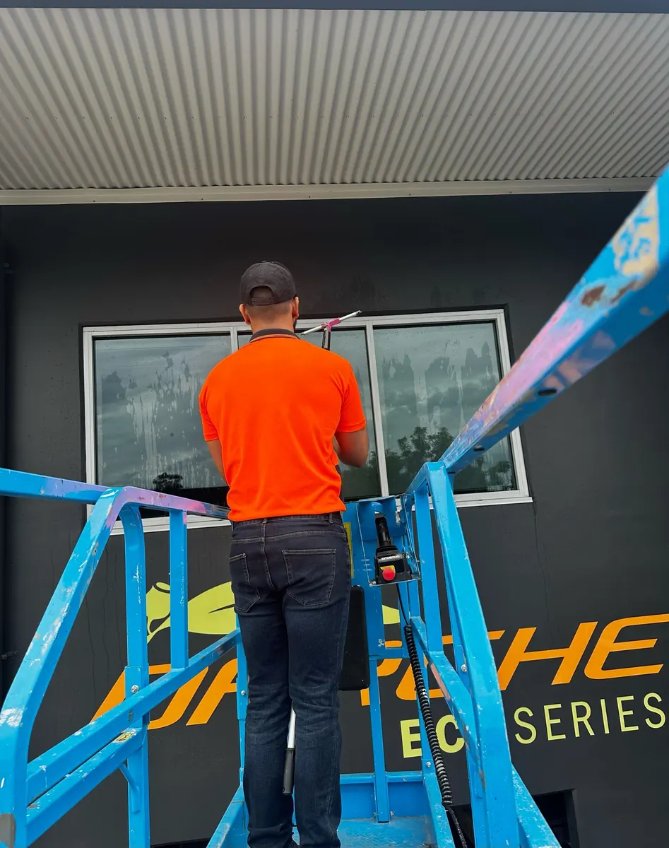 High Cleaning by Top Clean Specialist