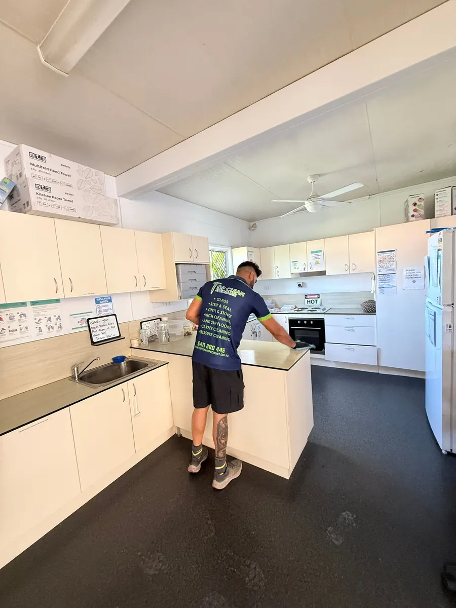 Bond Cleaning by Top Clean Specialist
