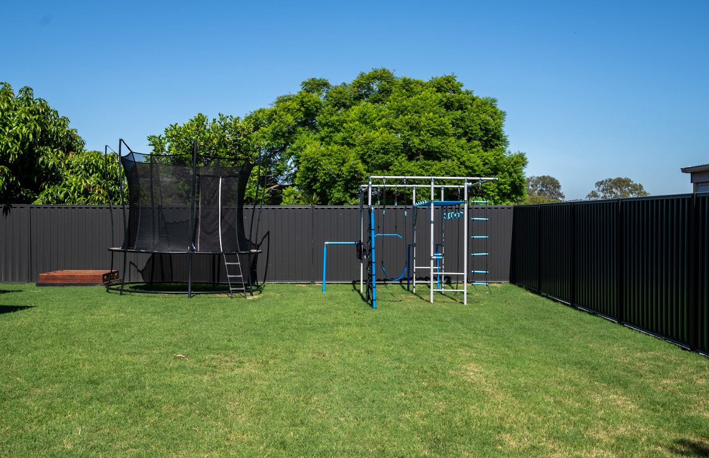 Zillmere outdoor living