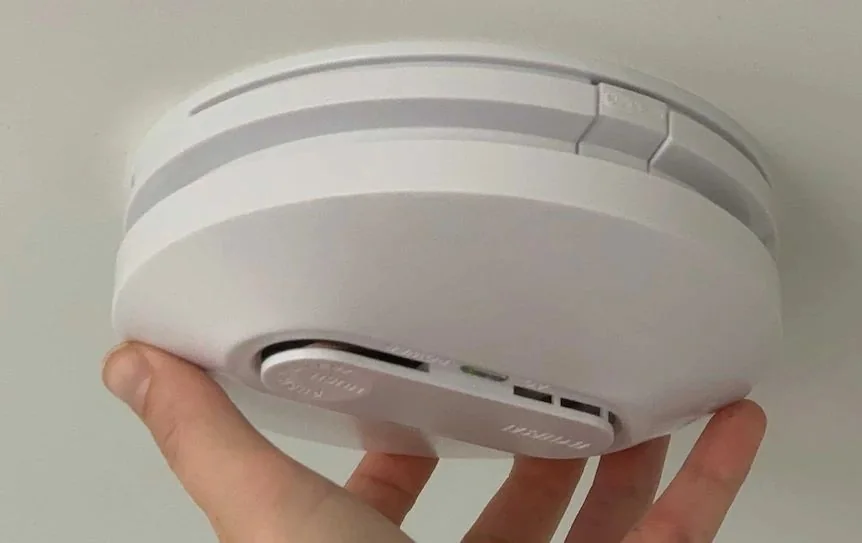 Smoke alarm and electrical safety visual